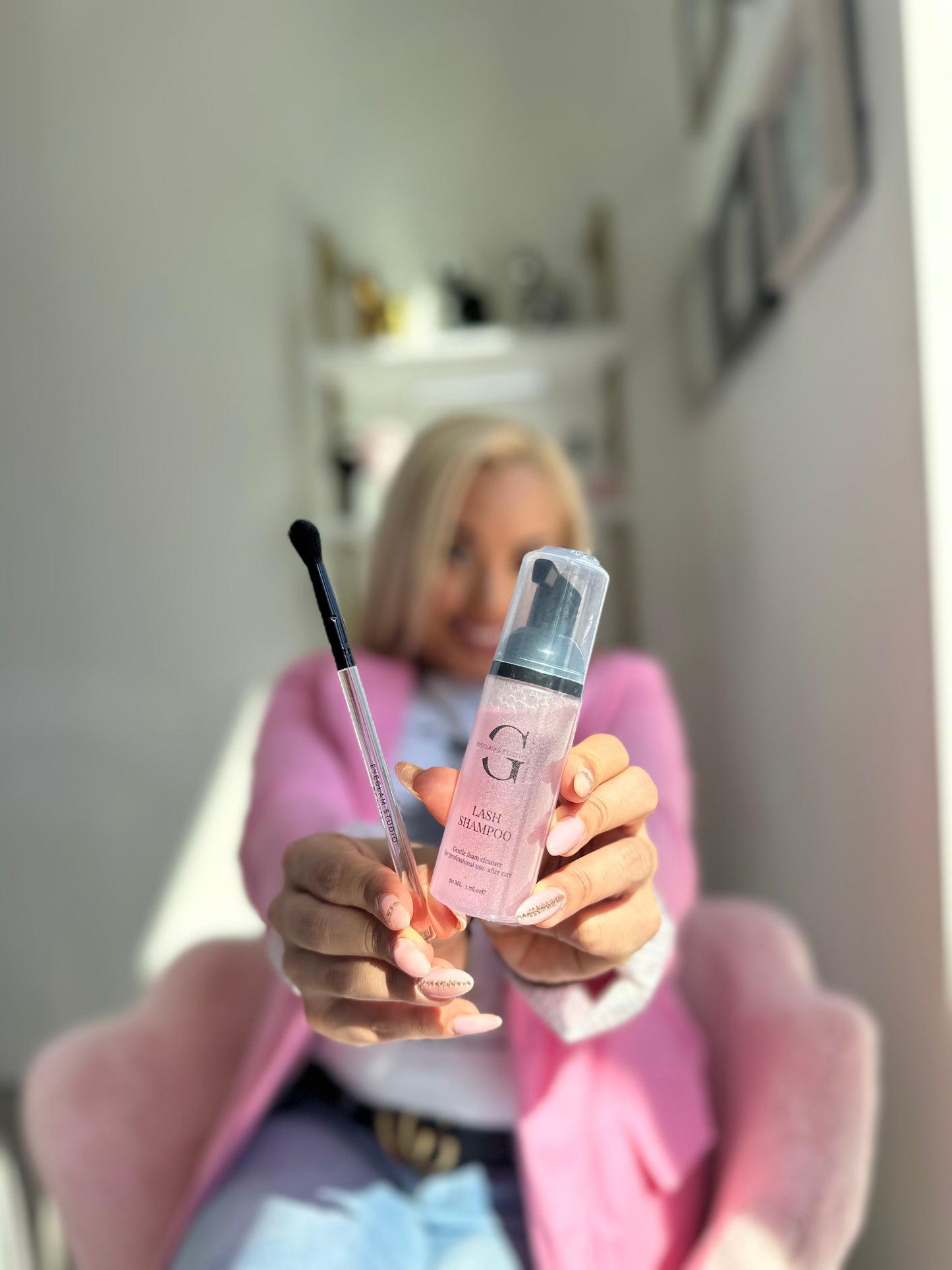 Bubbly Foam Lash Bath Shampoo - Eyeglam Studio Beauty