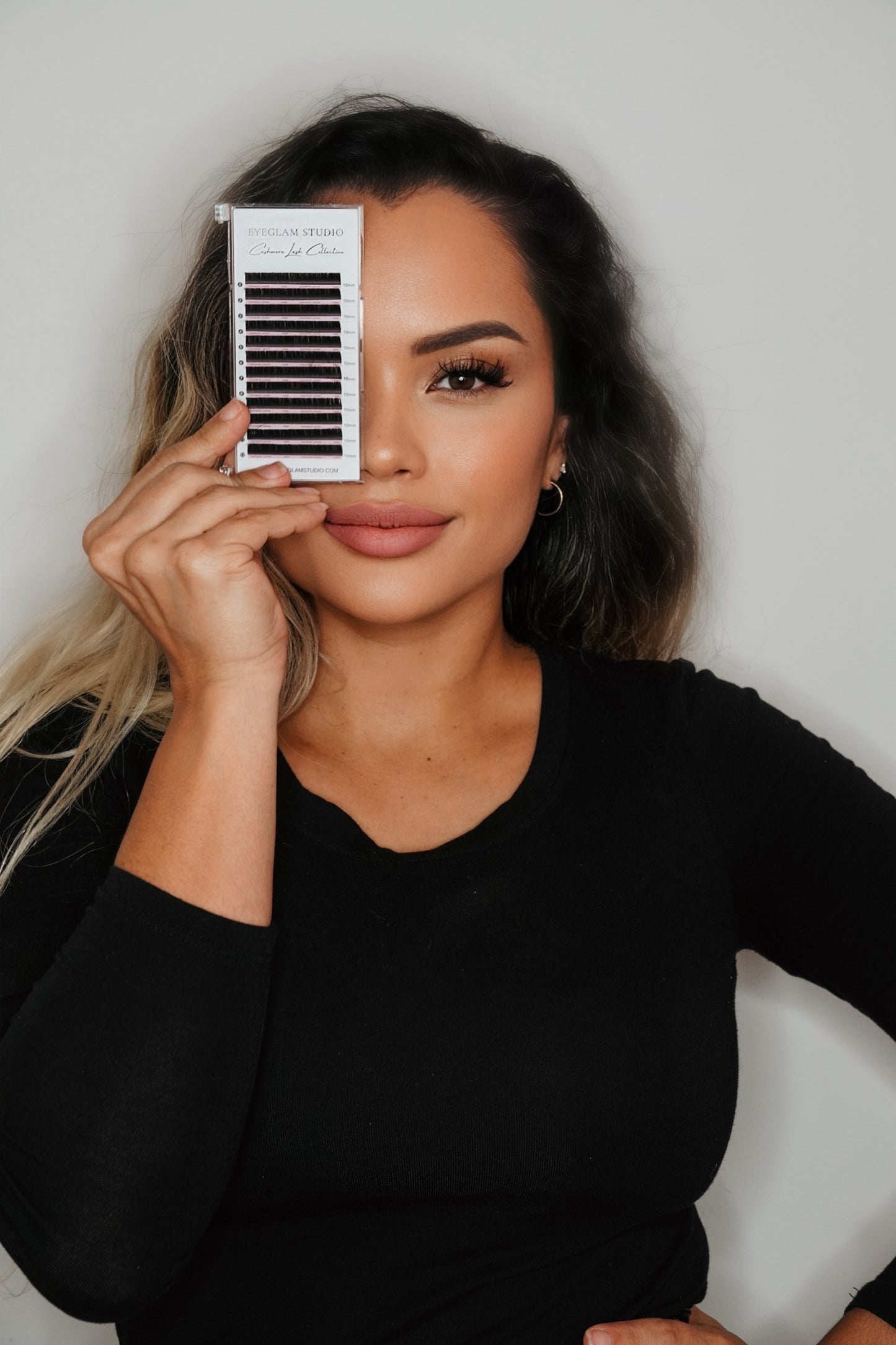 Cashmere "Fluffy" Volume Lashes - Eyeglam Studio Beauty 